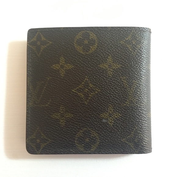 Louis Vuitton Monogram Marco Wallet - Picture 2 of 7